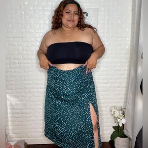 Polka dot slit skirt